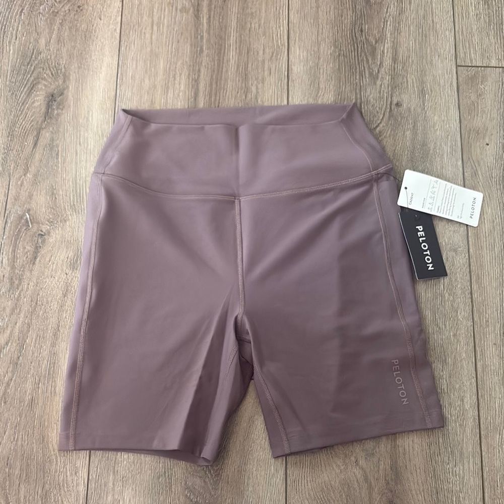 Peloton Purple Bike Shorts High-Waisted Seamless - Picture 1 of 7